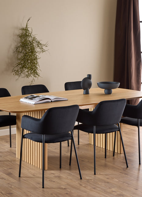 Christo Dining Table in Oak Included 6 Ida Dining Chairs in Black